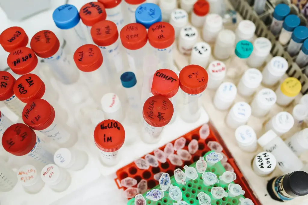 Blood sample tubes with colored caps